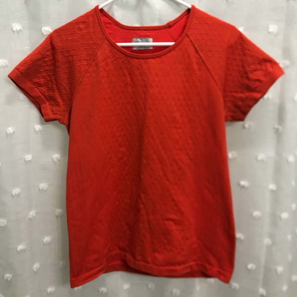 Athleta performance shirt